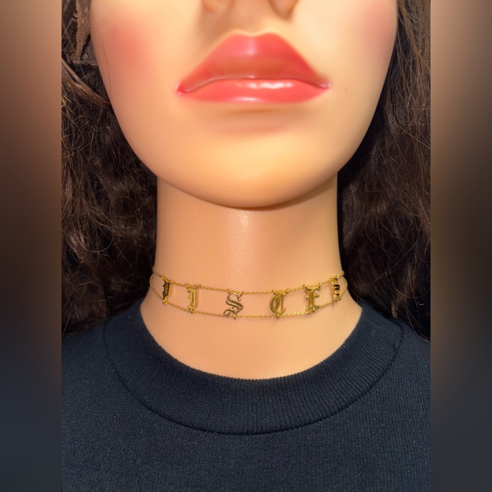 “PISCES” Gold Tone Chocker Necklace Zodiac Sign Old English Font NEW